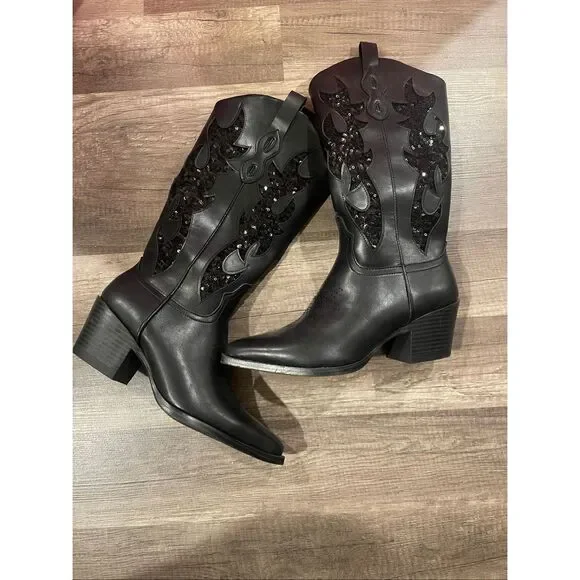 Wild Pair Black Cowboy Boots with Embellished Design - Picture 5 of 5